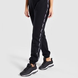 Gym sharks sweatpants